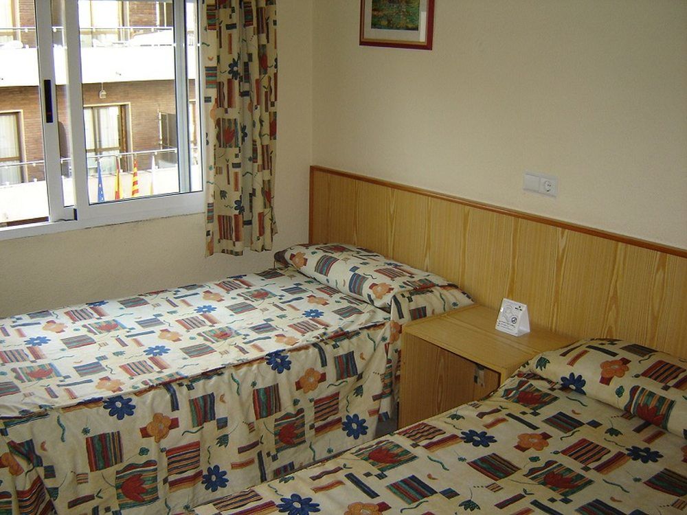 Avenida Apartahotel 2*