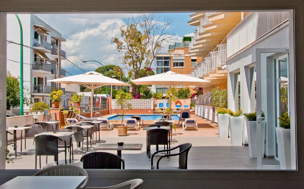 Bq Amfora - Adults Only 4*