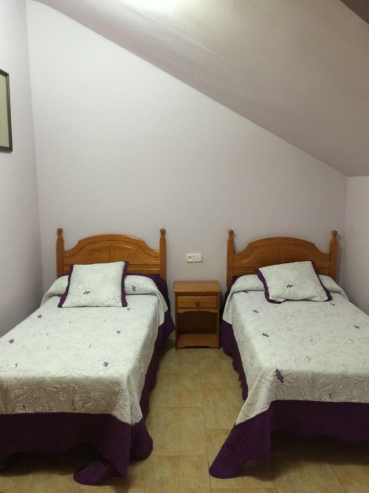 Apartamentos El Capricho Country house *