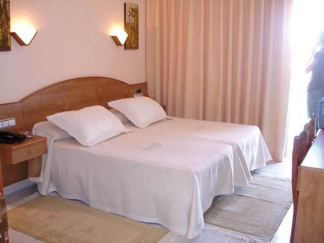 Hotel Nuevo Vichona 3*