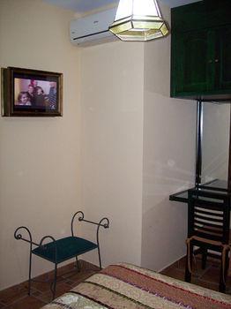 Turisticos Dona Maria La Brava Apartment Plasencia