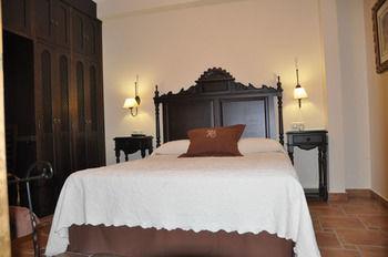 Turisticos Dona Maria La Brava Apartment Plasencia