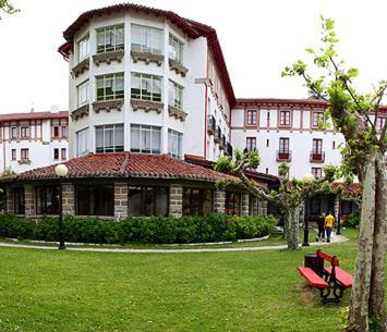 Ayestaran I Guest house *