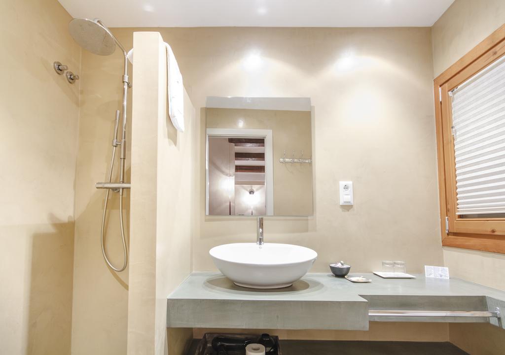 Rural Cal Torner Adults Only 3* Guiamets