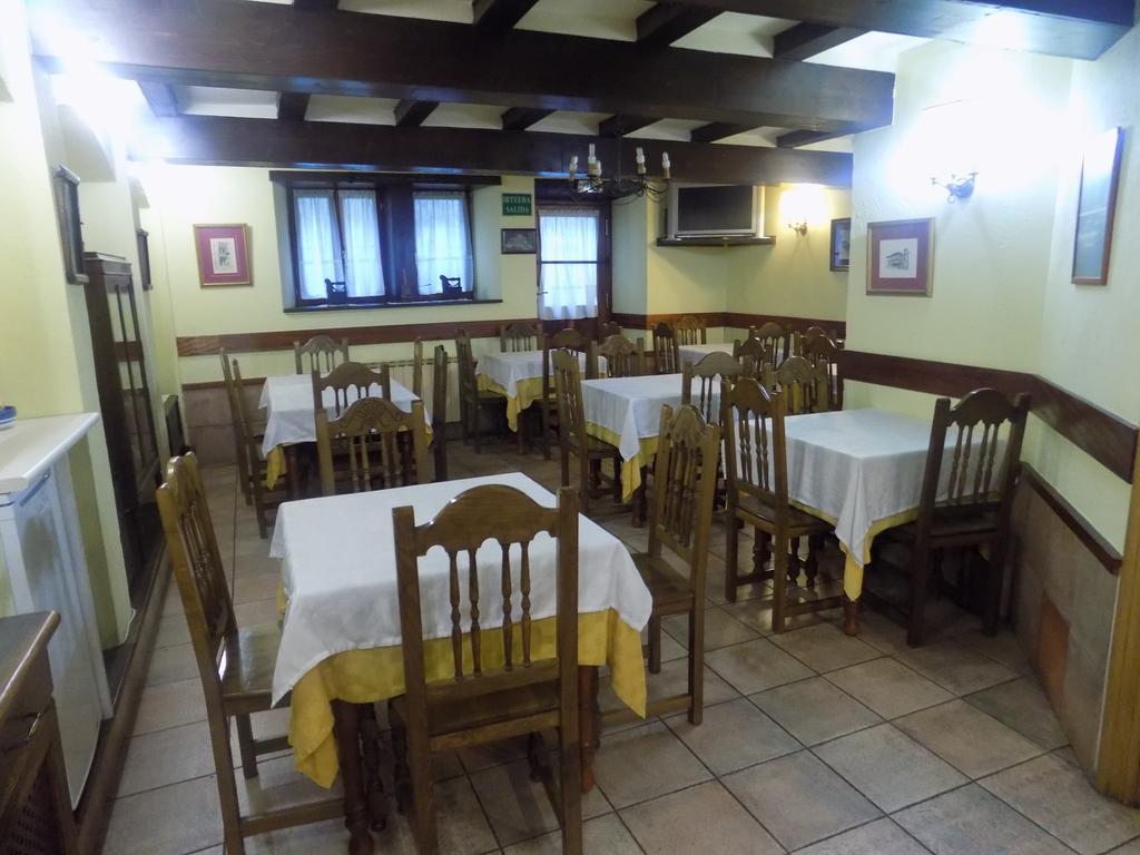 Itsasmin Ostatua Pensión 2*