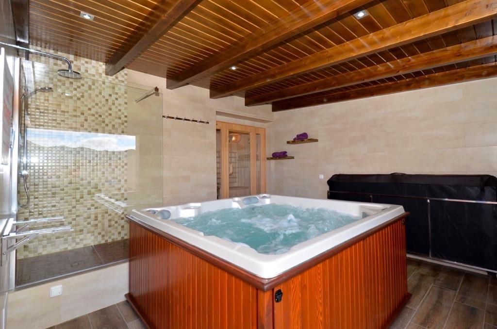 De Lujo Con Piscina Privada Y