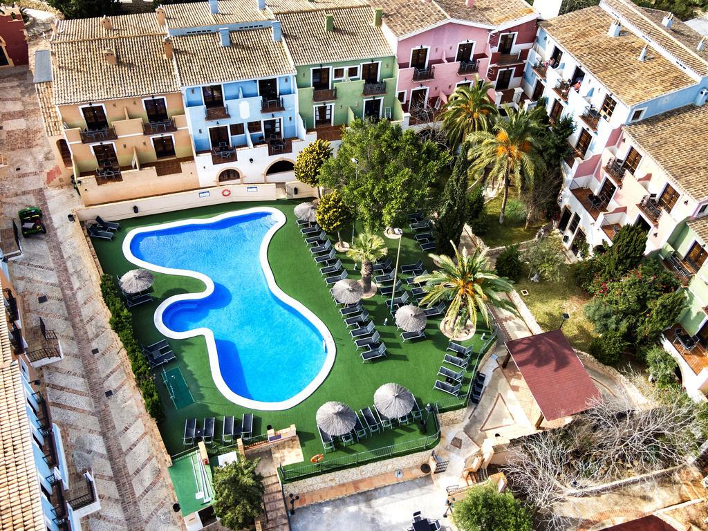 Occidental Pueblo Acantilado