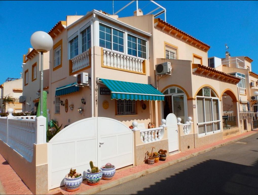 Holiday home Casa De Piedra Playa Flamenca