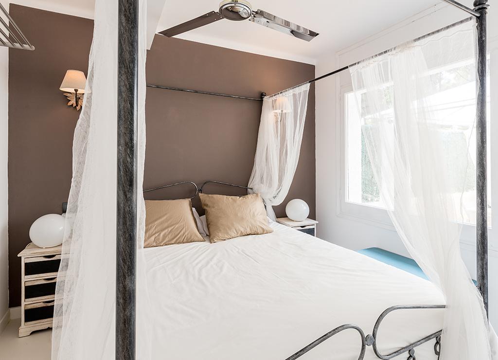 Casa En El Roc De Sant Gaieta Holiday home