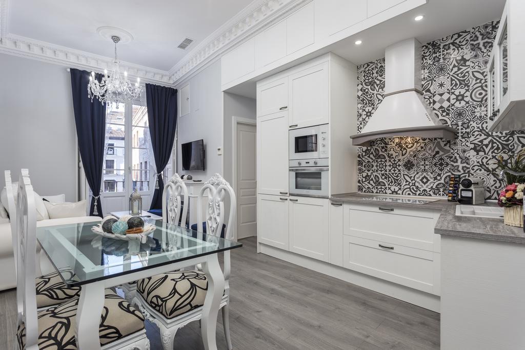 Puerta Del Sol Center Apartment