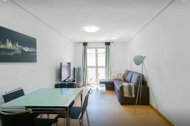 Puerta Del Sol Center Apartment