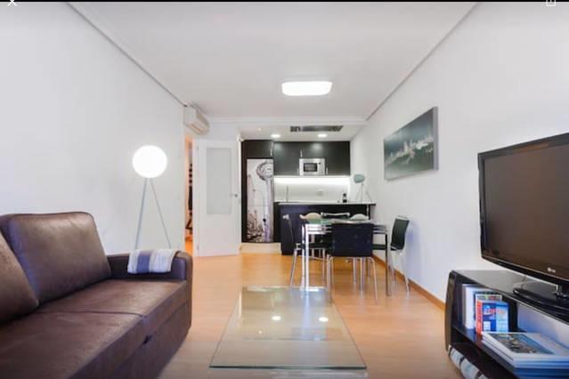 Puerta Del Sol Center Apartment *