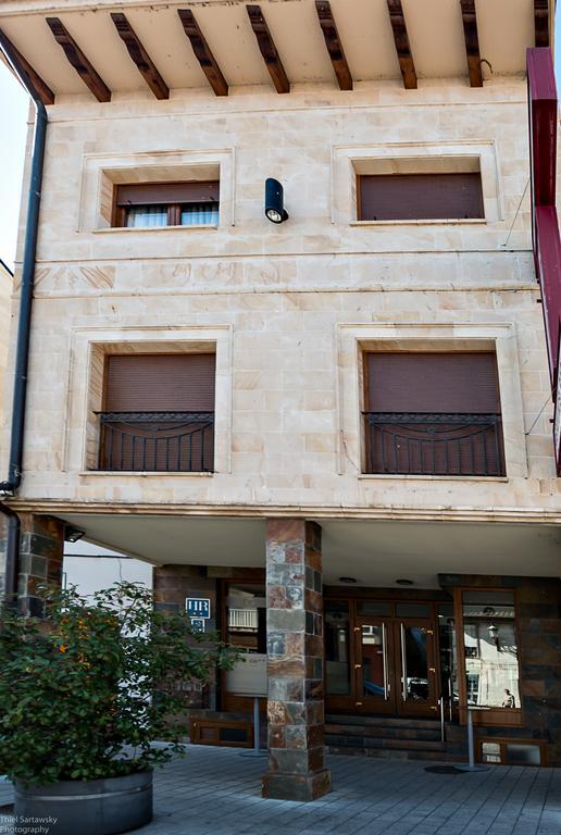 Hotel El Roble 2*