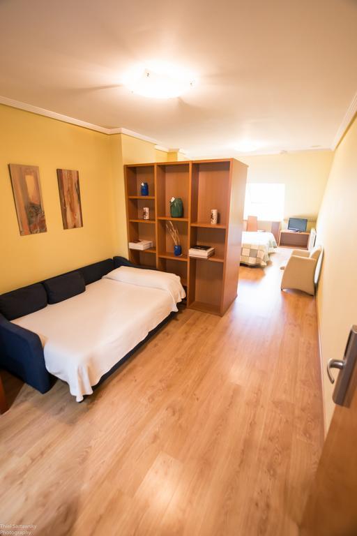 El Roble Hotel 2*