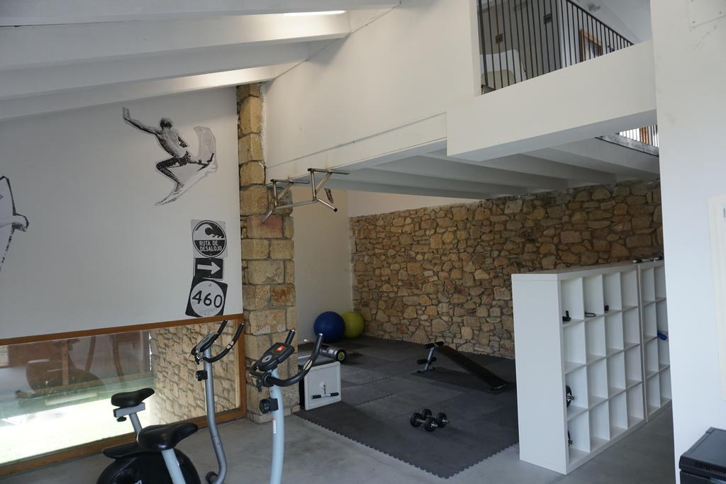 The Camp Doninos Hostal Vila Da Area