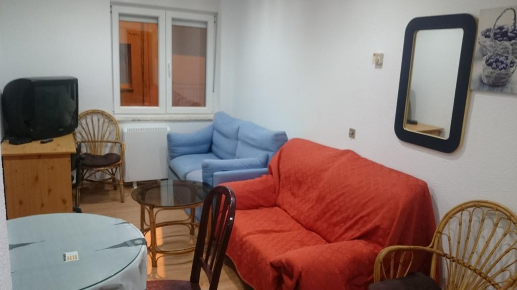 Plaza Del Oeste 3 Y 4 Dormitorios, 2 Baños , Parking Apartamento *