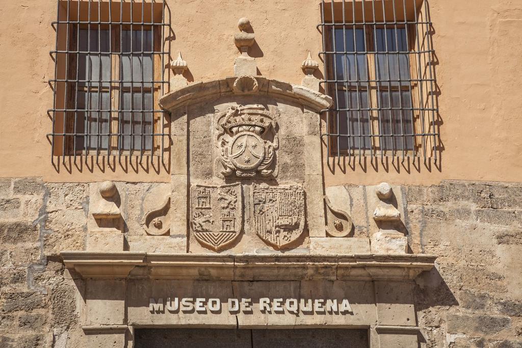 Turístico La Tinaja Requena