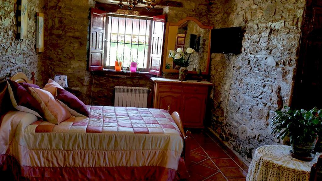 La Casona De Pension Guest house Faedo