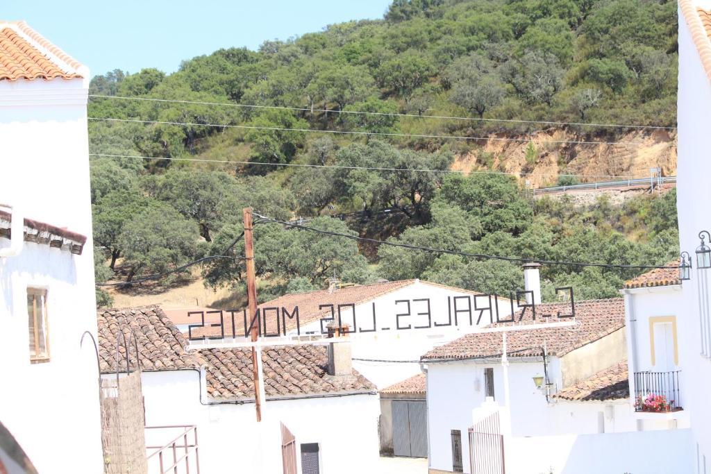 Country house Montes La Corte