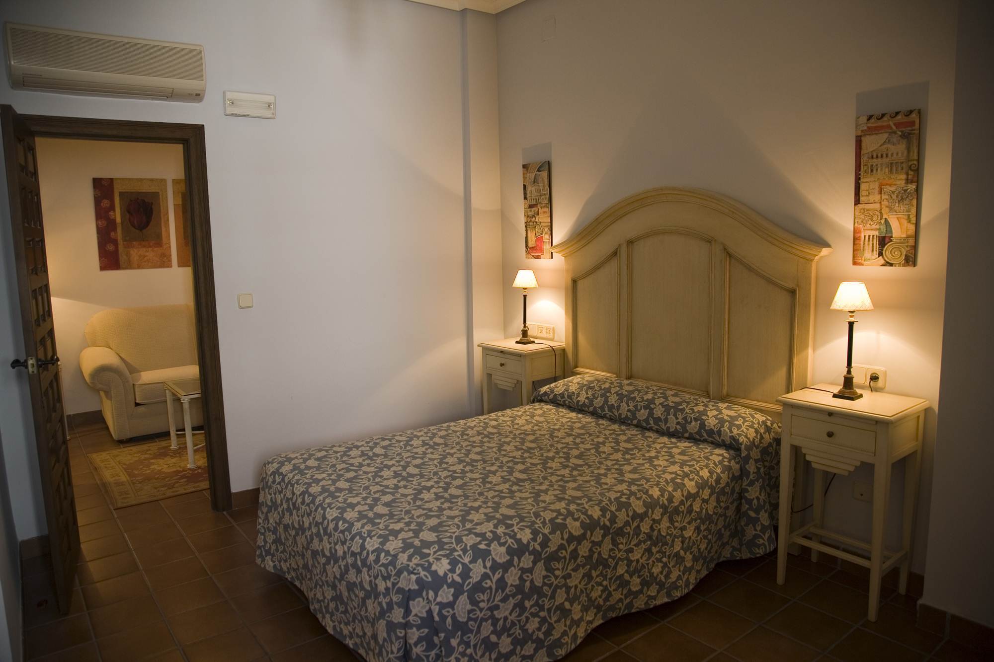 Palacio Manillas Hotel