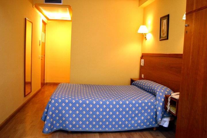 Carbayon Hotel