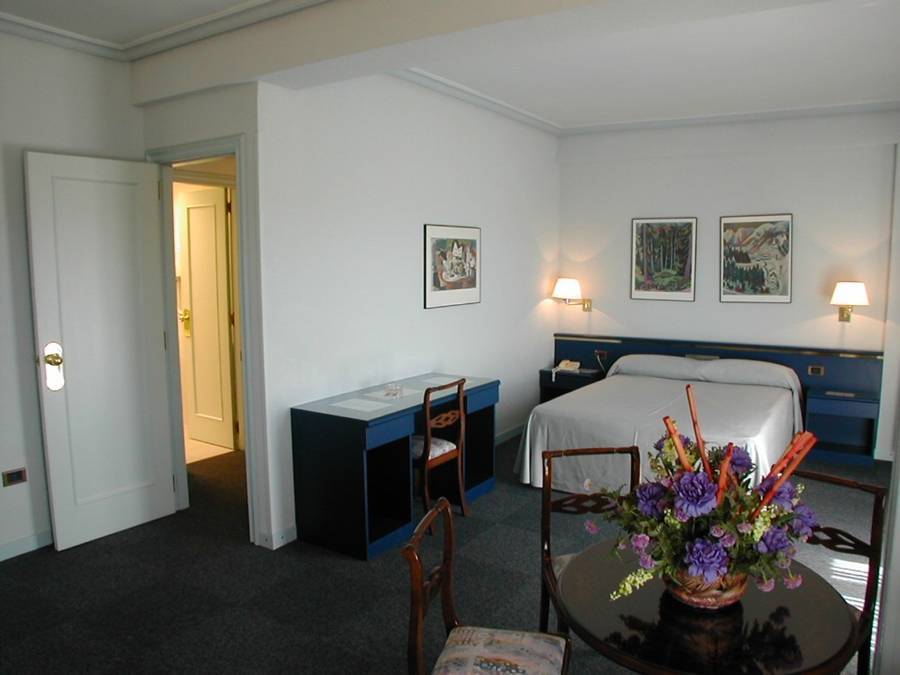 Rey Sancho Ramirez Somontano Sl Hotel Barbastro