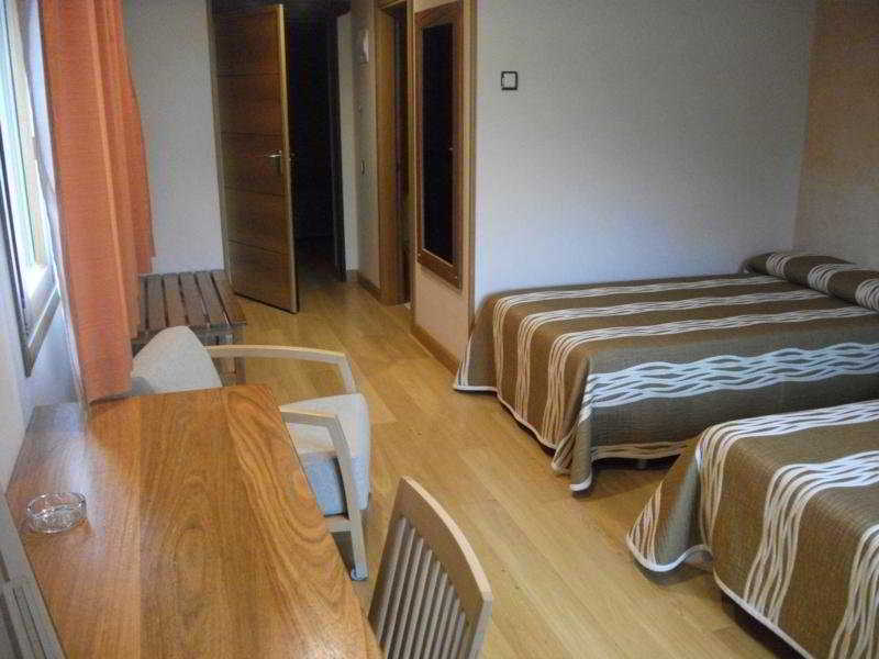 Hotel Nogales Campo (Huesca)