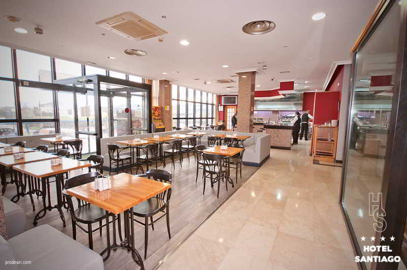 Auditorio Santiago & Hotel