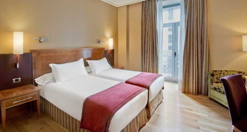 Nh Collection Hotel 4*