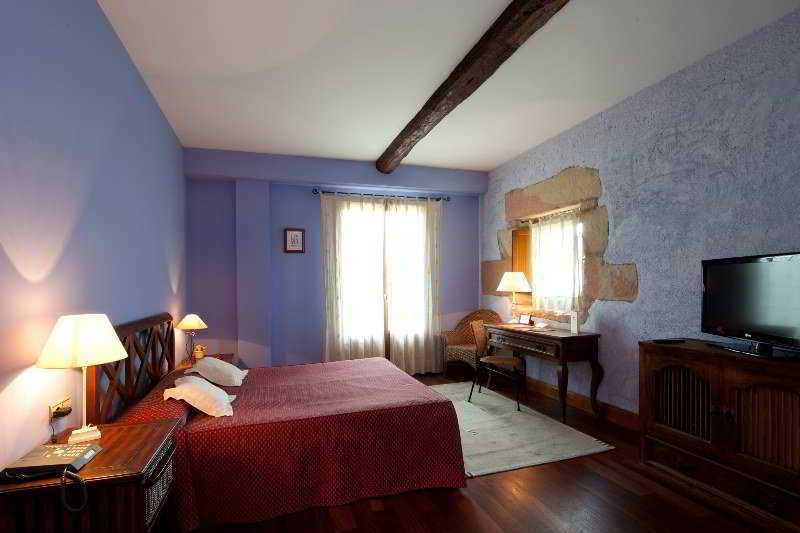 Usategieta Hotel