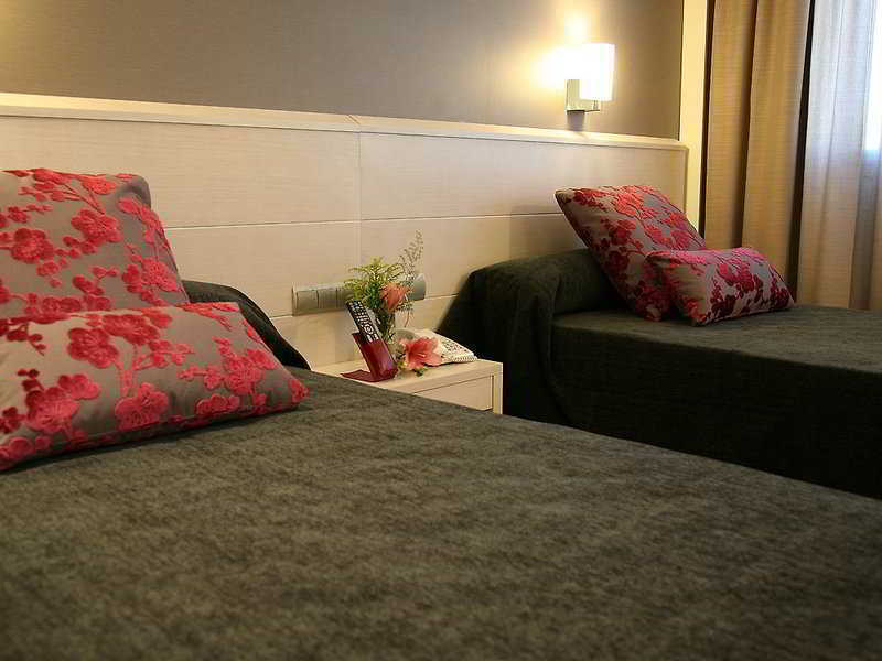 Azz Valencia Tactica Hotel 4*