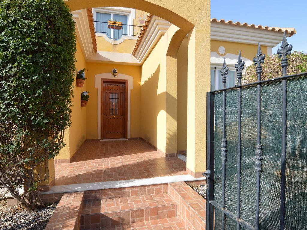 Belvilla By Oyo Casa Happinez