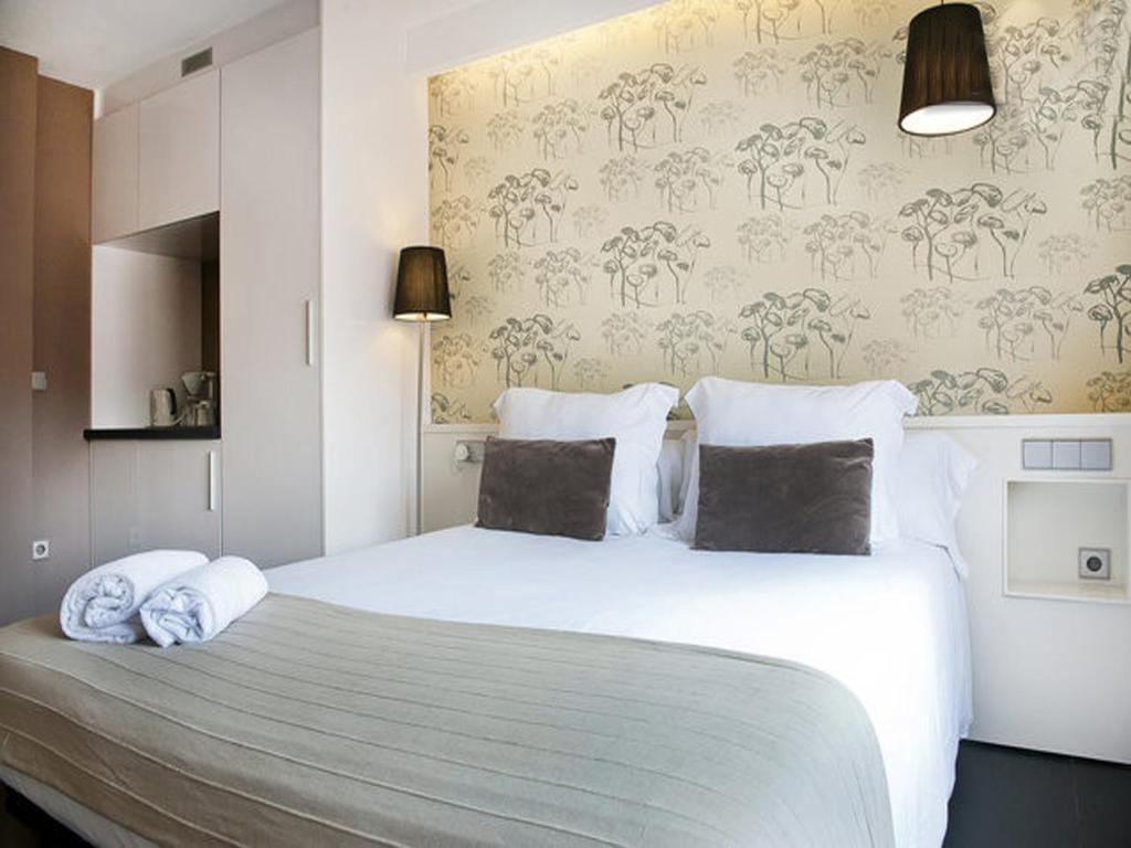 Barcelona Fifteen Central Aparthotel