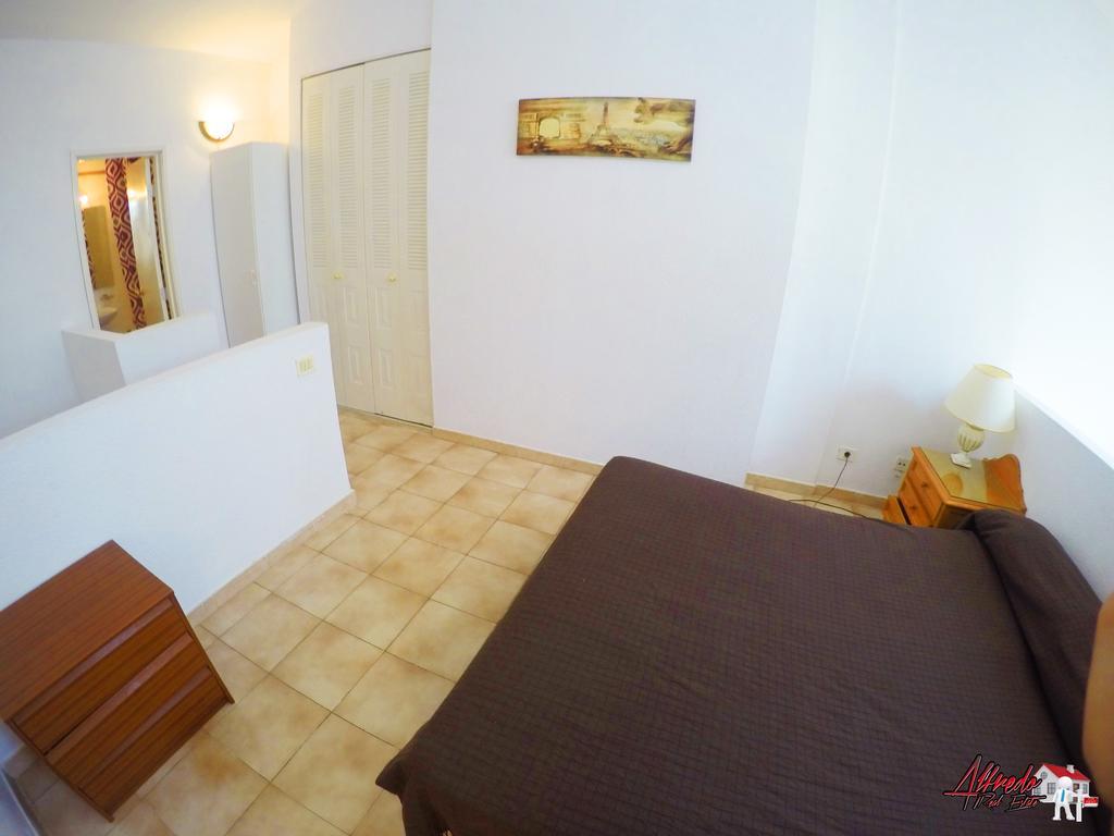 Castle Harbour Official Apartahotel