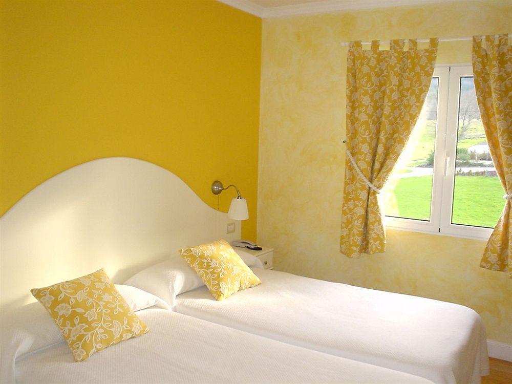 Amalurra Ecohotel & Retreat Center Hotel Laiseca