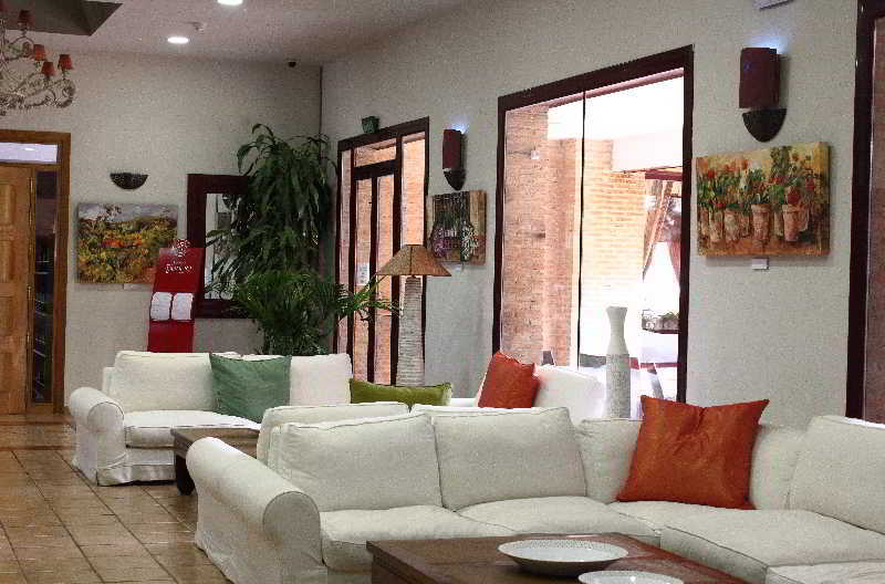 Chateau Vinasoro Hotel