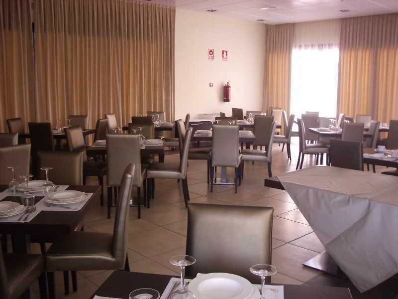 Alcalá Plaza Hotel 3*
