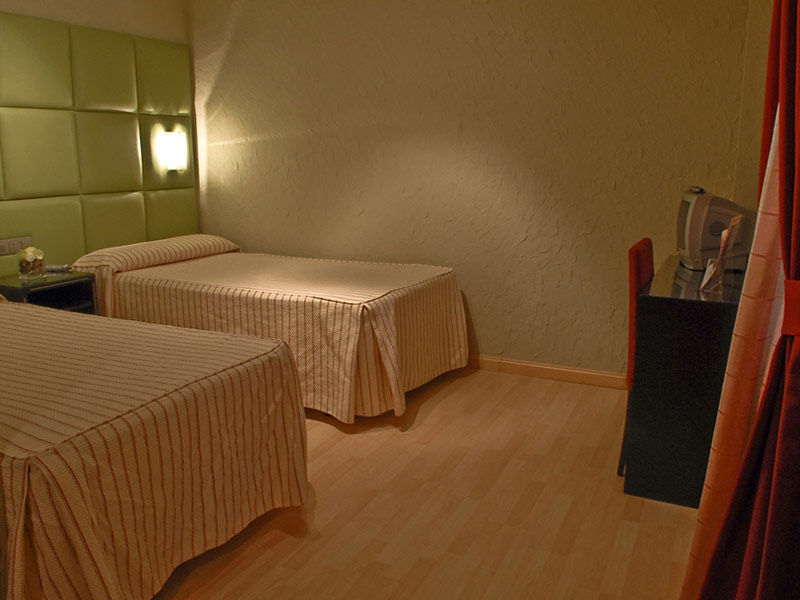 Hotel Presidente 2*