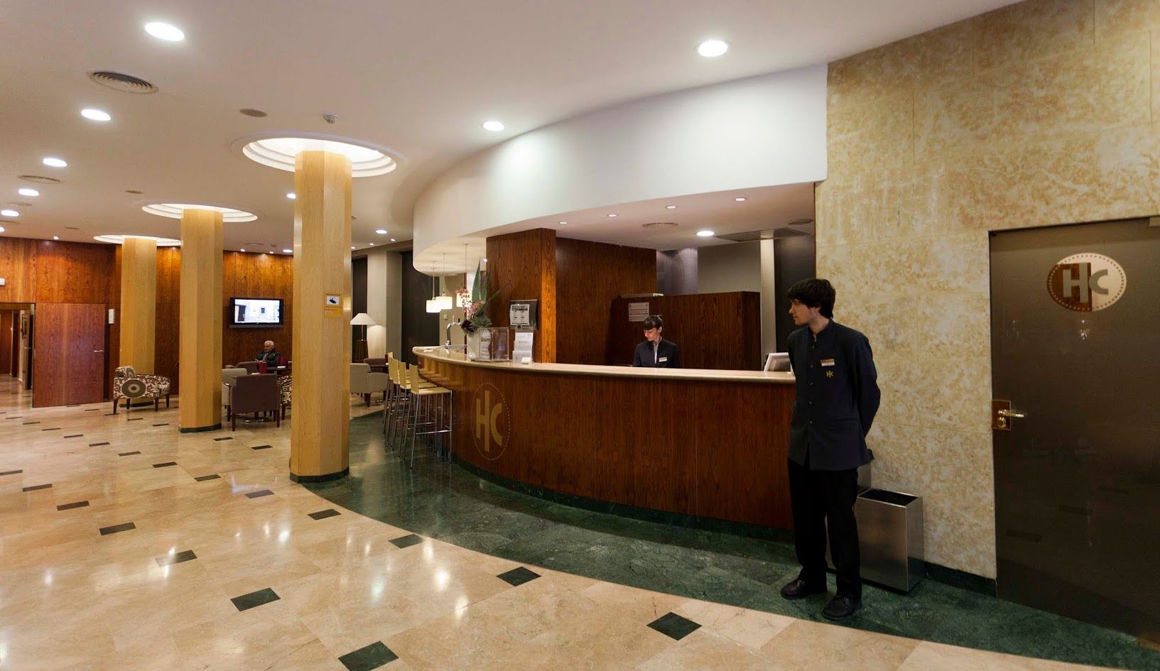 Catalonia Plaza Mayor Hotel 4*