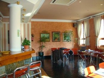 Sotopalacio Hsr Guest house 2*