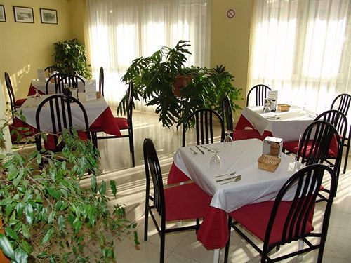 Naranjos Hotel 2*