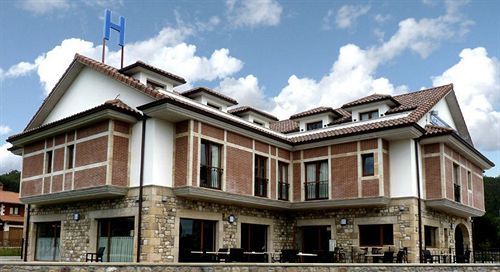 Valle De Cabezon Hotel 3*