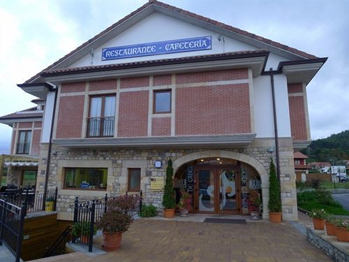 Hotel Valle De Cabezon Cabezon De La Sal