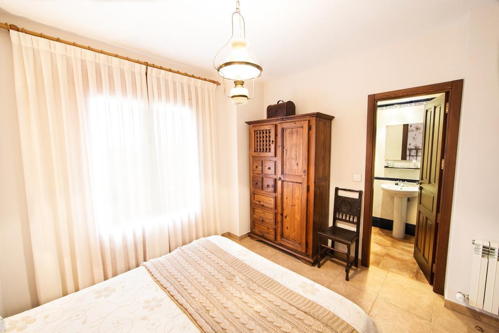 Hotel Quintanares 3*