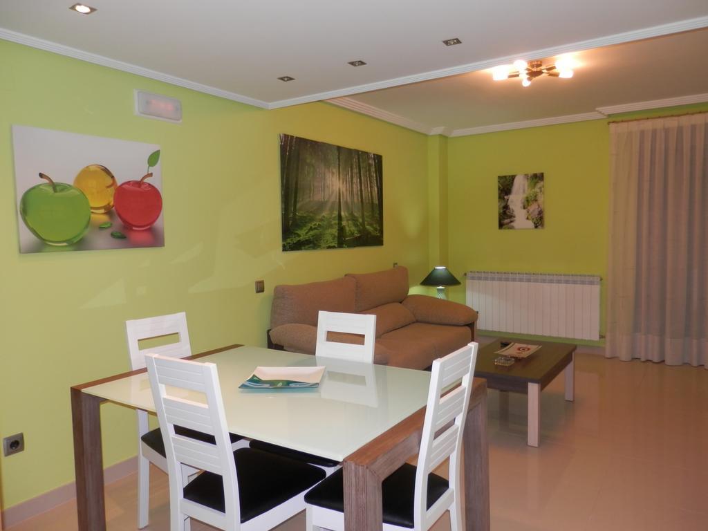 Monte Hernanz Apartamento *