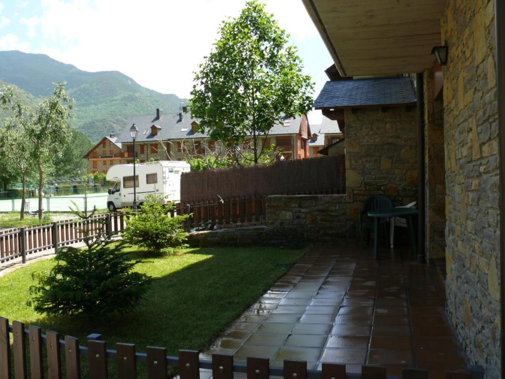 Wifi Baqueira&aigüestortes Con Jardín Privado Apartamento *