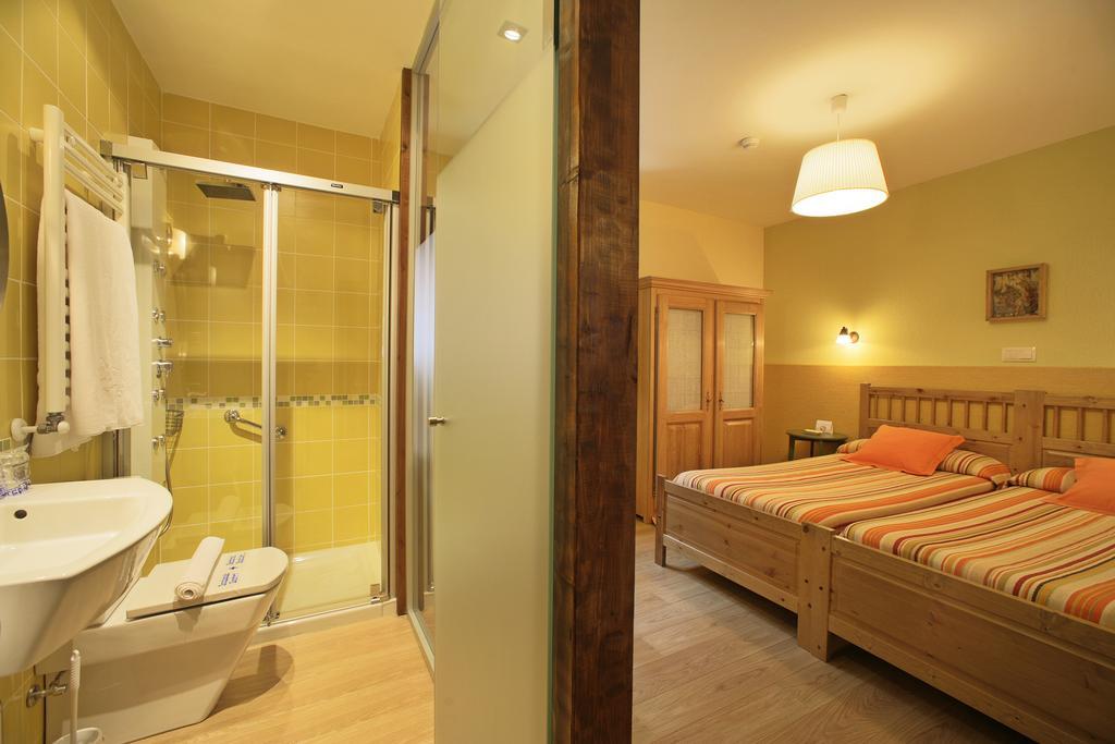 Rural Besaro - Selva De Irati Hotel