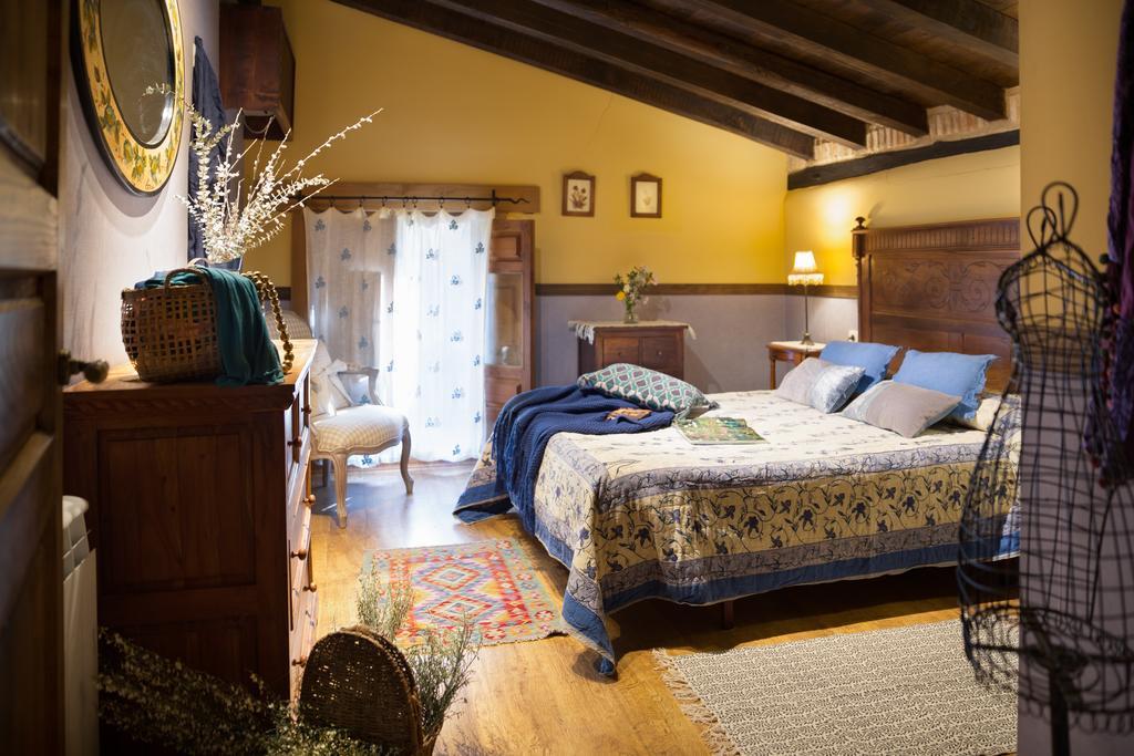 La Casa Del Bosque Country house *