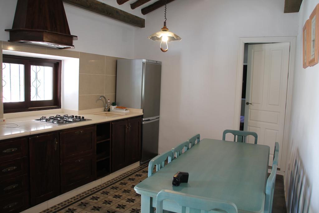 La Fuente De El Nacimiento Casa rural *