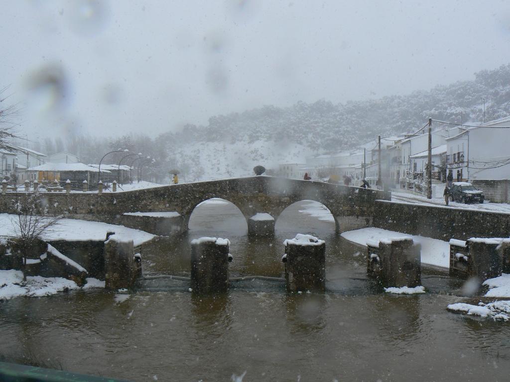 Nacimiento Del Huéznar - Tomillo 17 * San Nicolás del Puerto